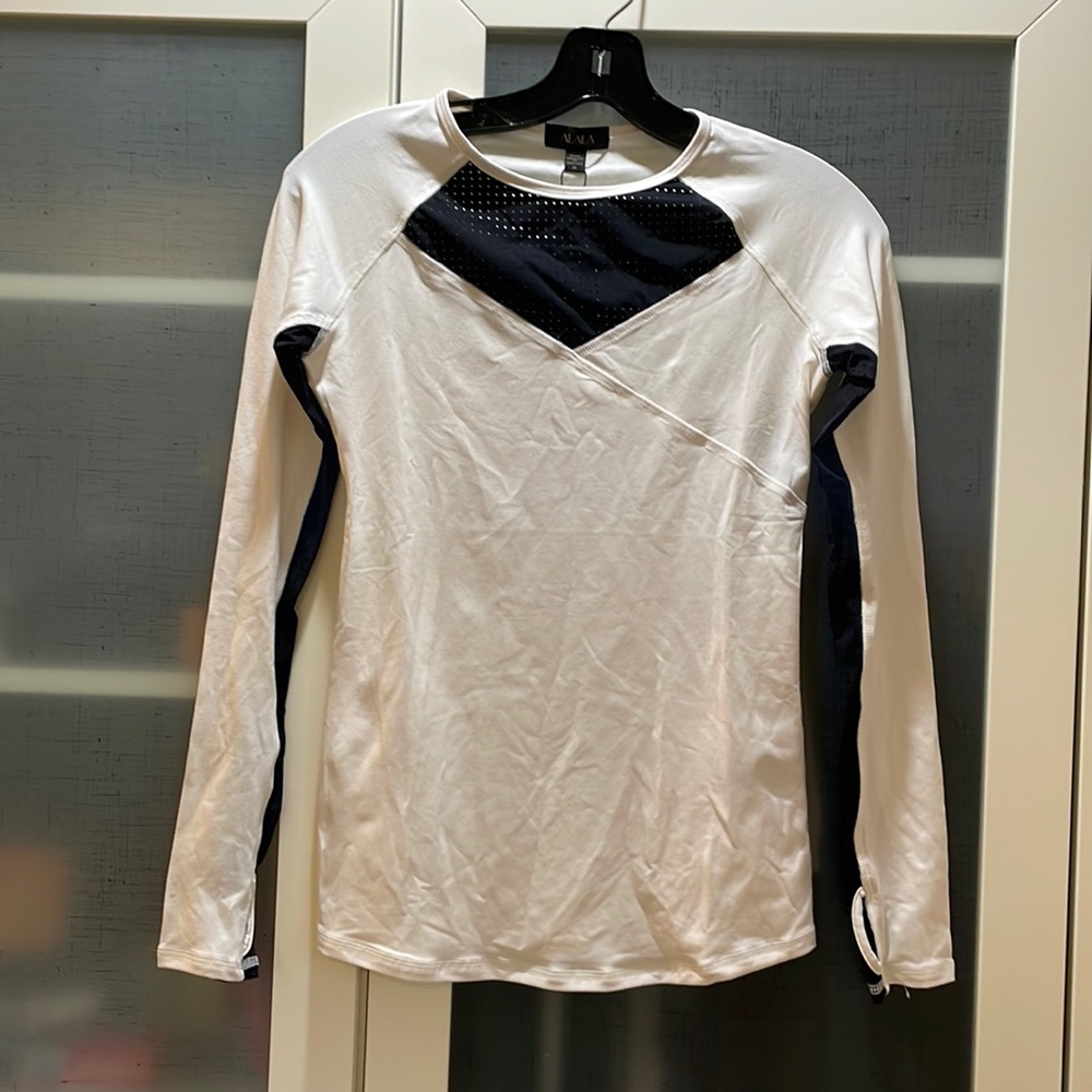 NWT Alala Run Crew Winter White XS $115